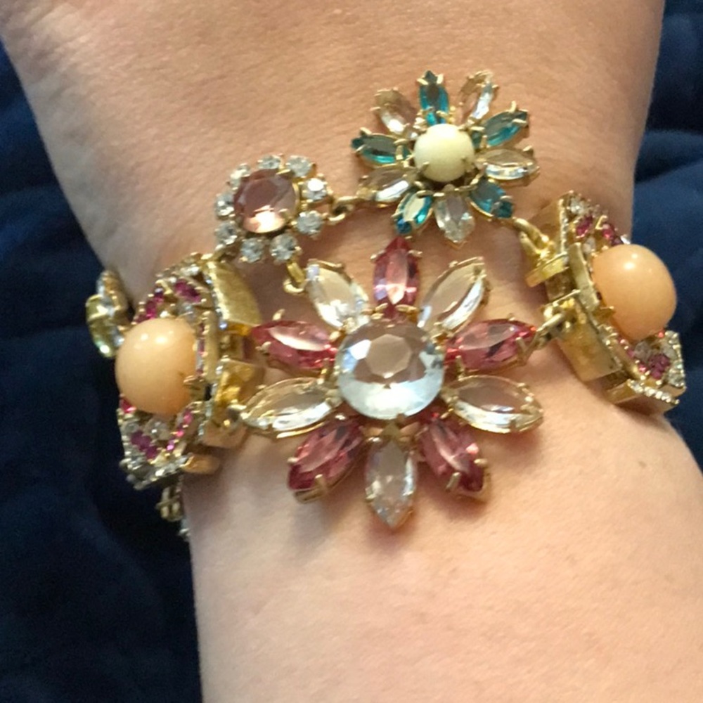 Ann Taylor bracelet